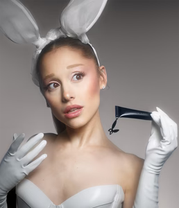 r.e.m. beauty Dangerous Woman Lip Mask – Limited Edition