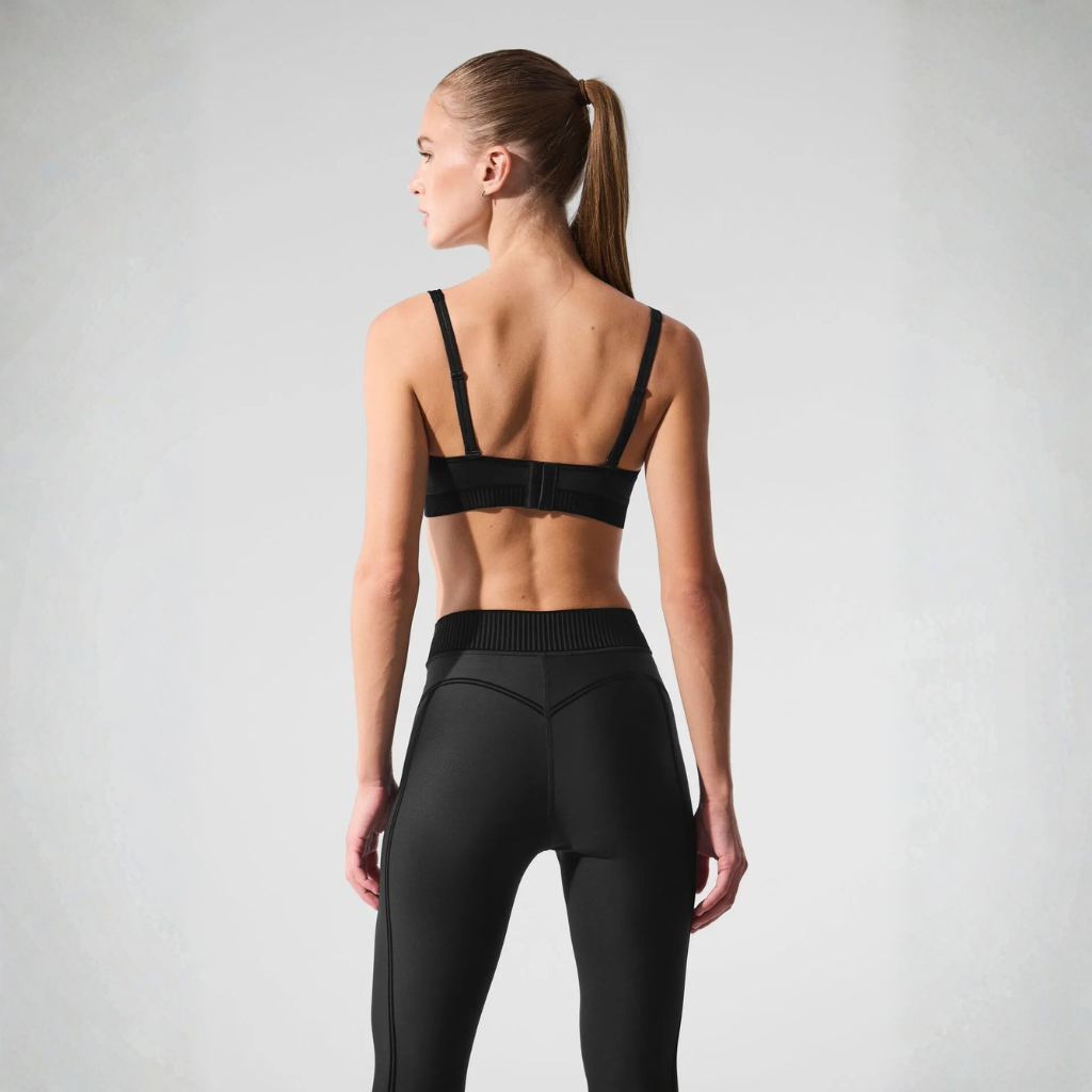 Alo Yoga - Top Airlift Line Up Black